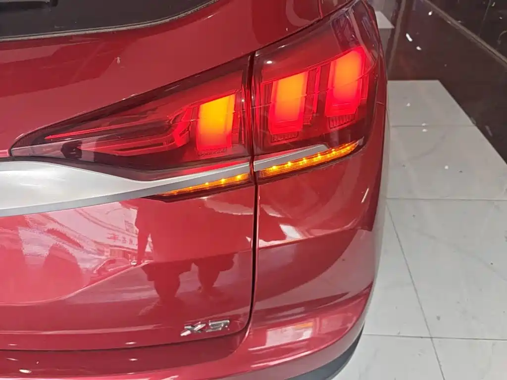 BAIC X3 — миниатюра 8