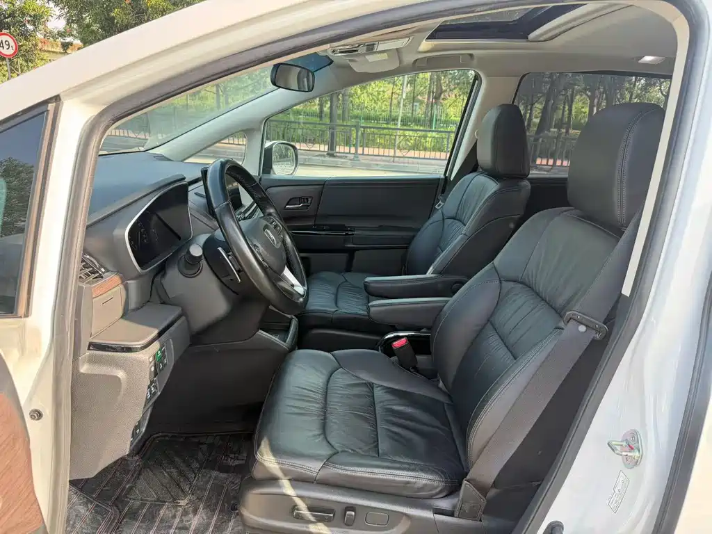 Honda Odyssey — миниатюра 5