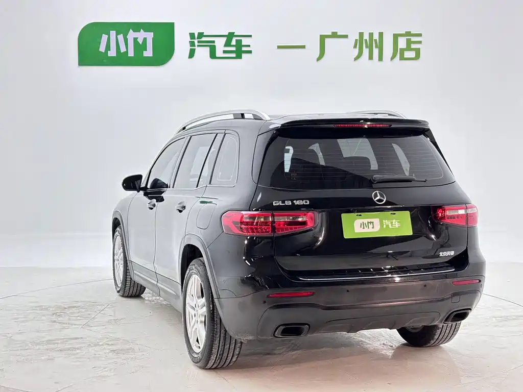 Mercedes-Benz GLB — миниатюра 8