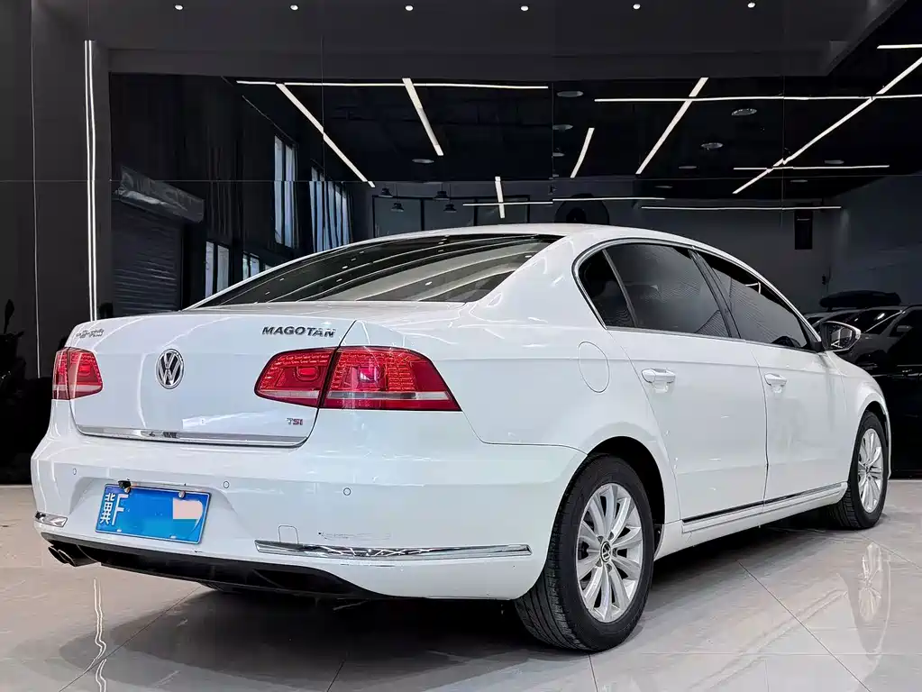 Volkswagen Magotan — миниатюра 4