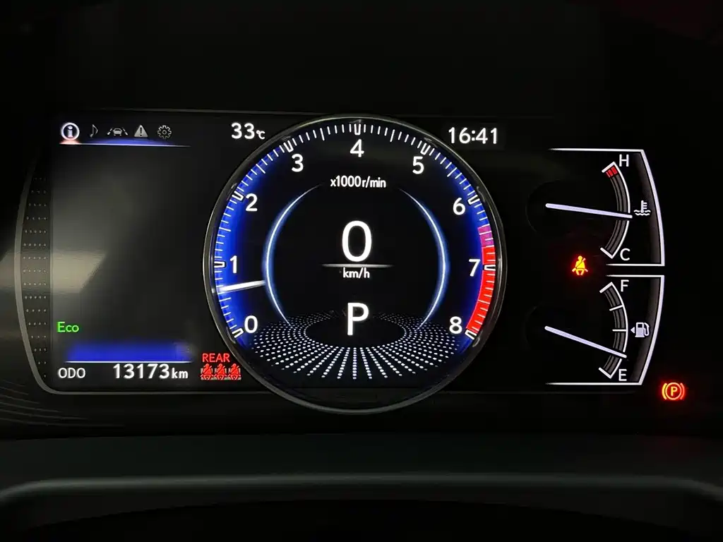 Lexus ES — миниатюра 16