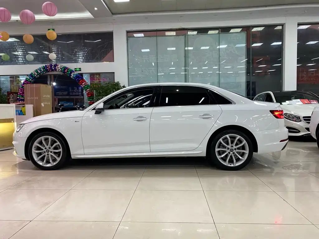 Audi A4L — миниатюра 12