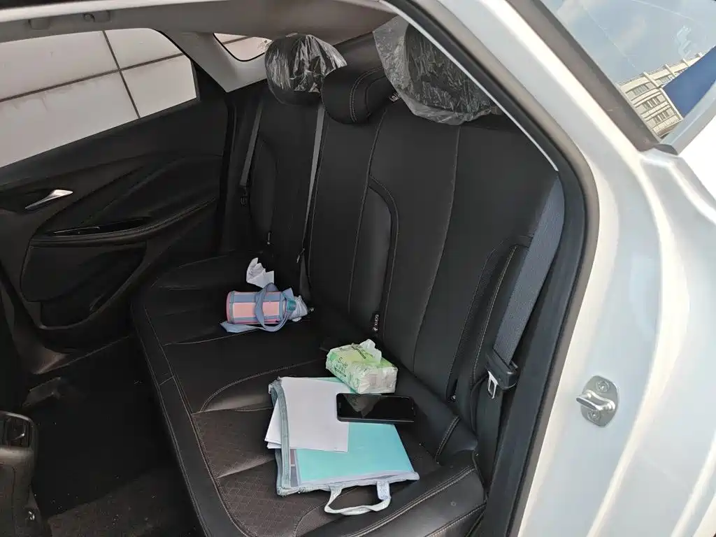 Buick Verano — миниатюра 13