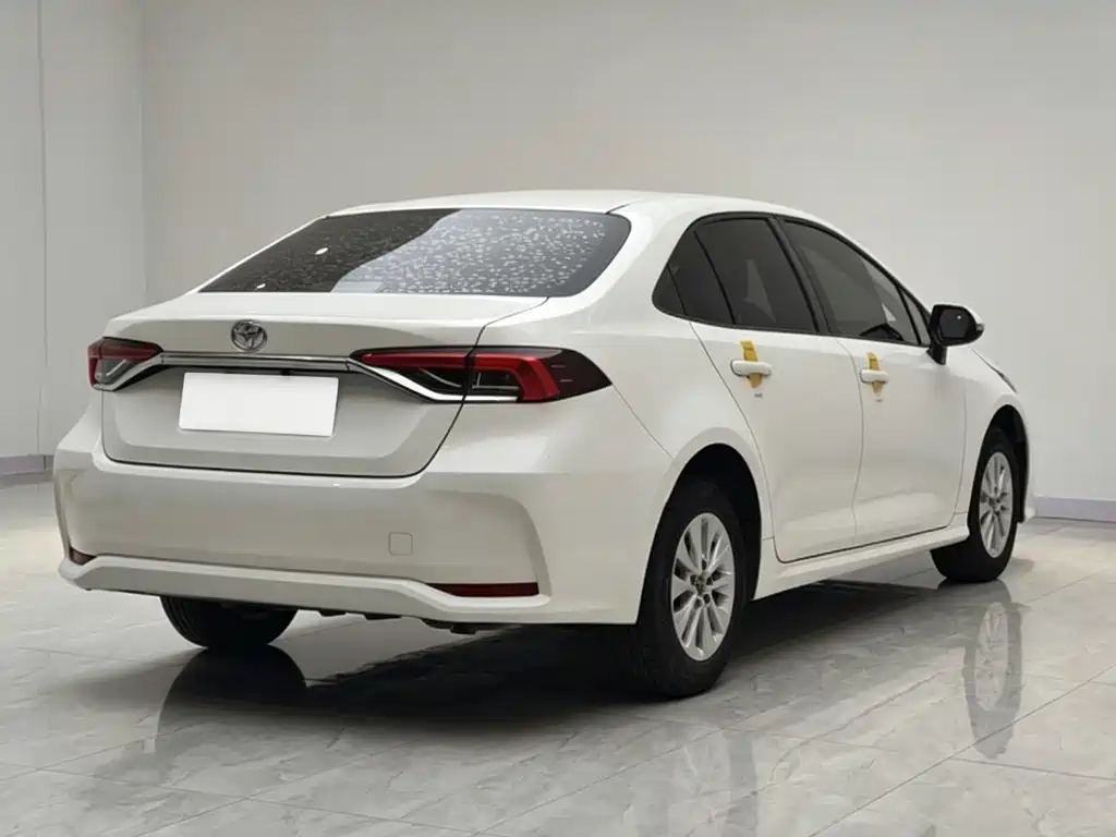 Toyota Corolla — миниатюра 7