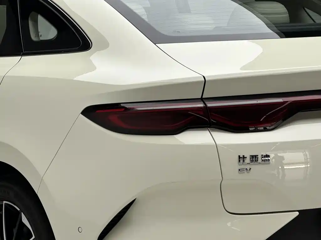 BYD Qin L — миниатюра 19