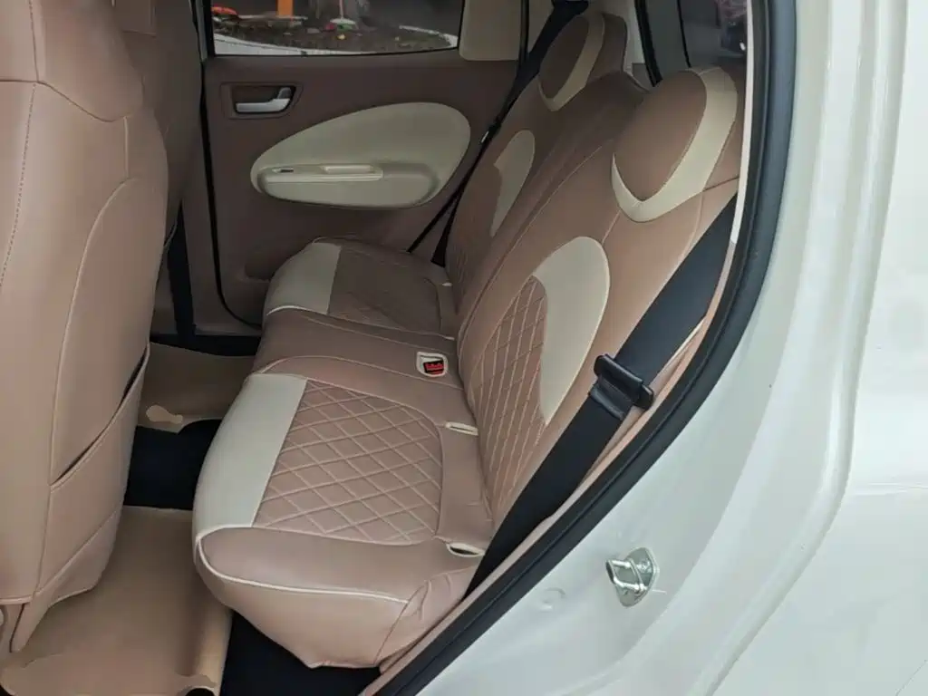 Wuling MINIEV — миниатюра 17