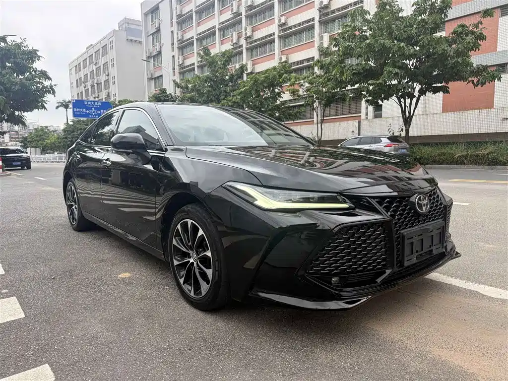 Toyota Avalon — миниатюра 6