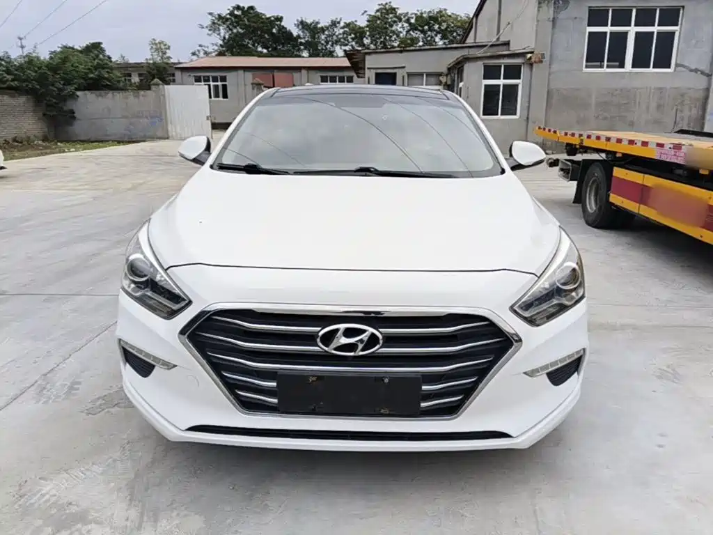 Hyundai Mistra — миниатюра 3