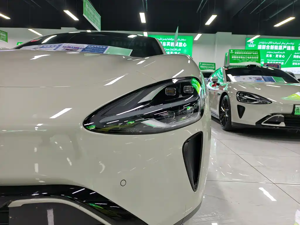 XIAOMI CAR XIAOMI SU7