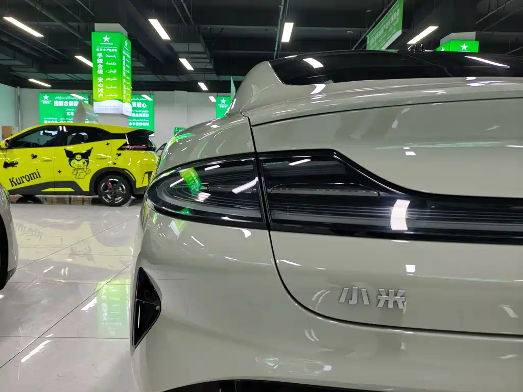 XIAOMI CAR XIAOMI SU7