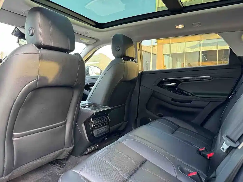 Land Rover Evoque — миниатюра 8