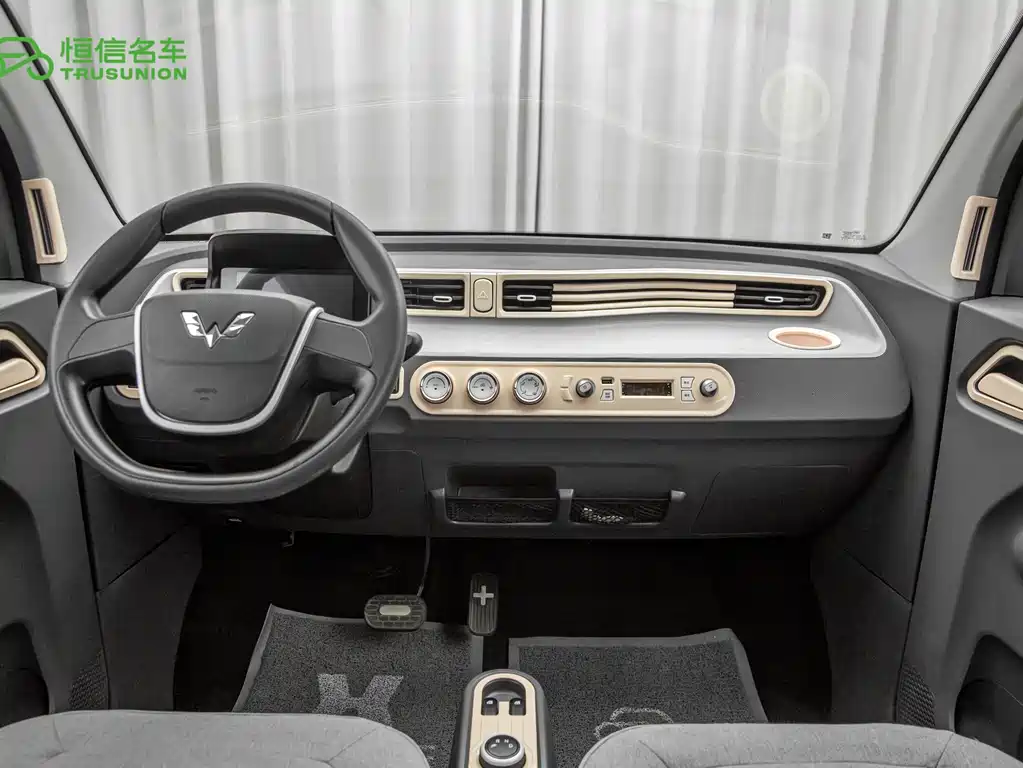 Wuling MINIEV — миниатюра 6