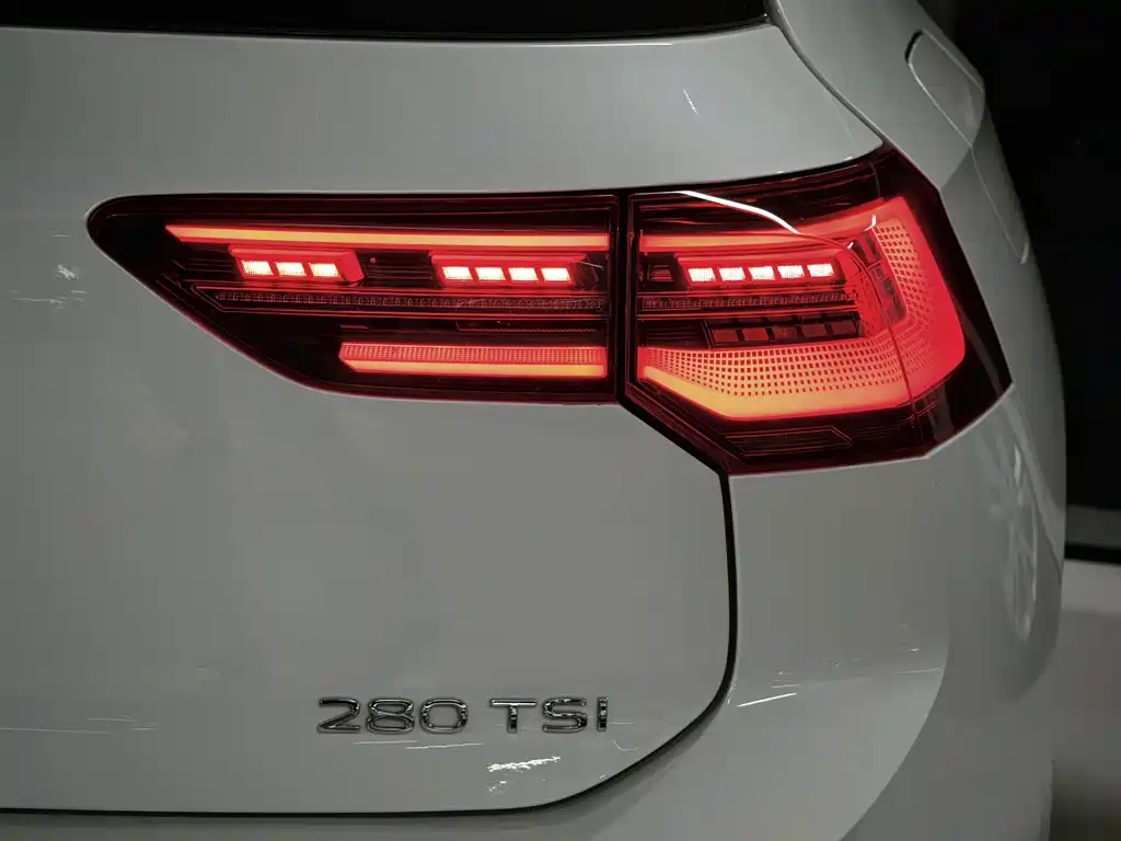 Volkswagen Golf — миниатюра 22