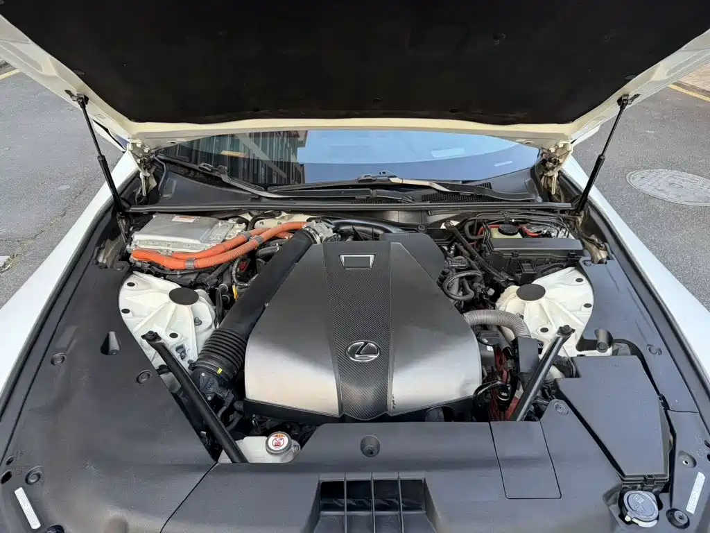 Lexus LC — миниатюра 9