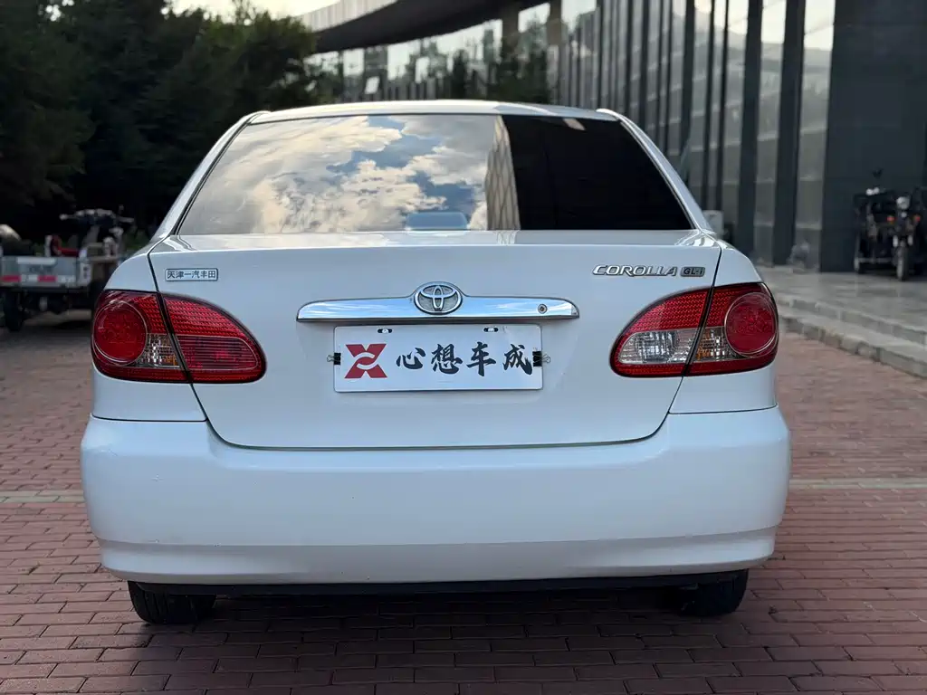 Toyota Corolla — миниатюра 5