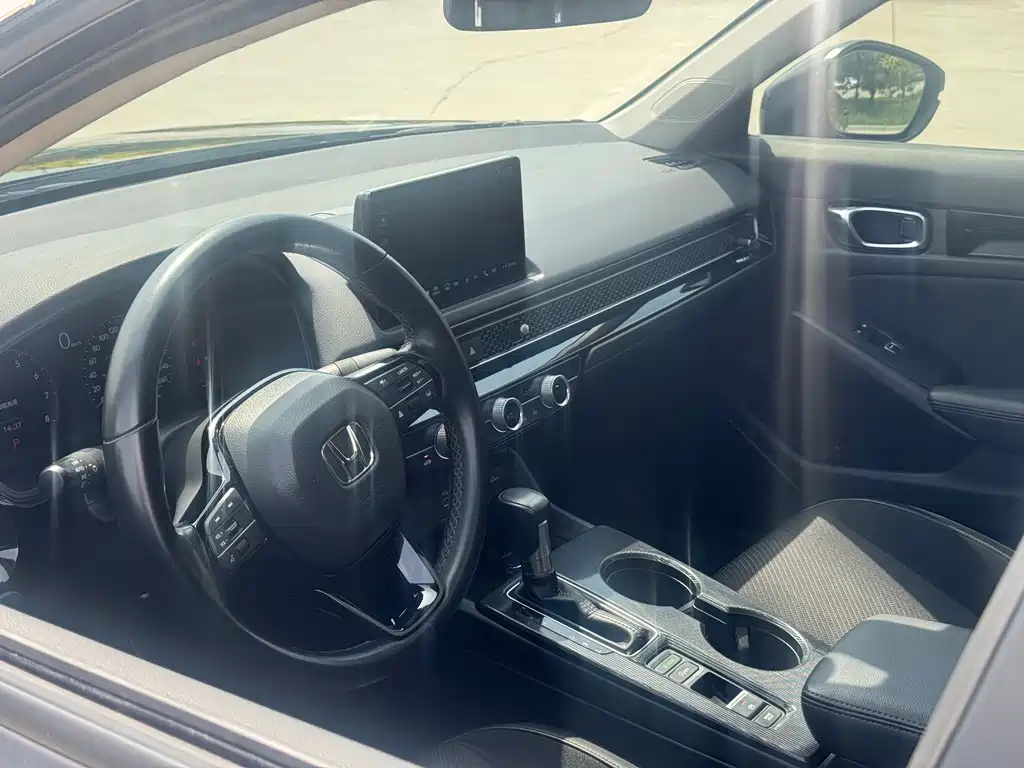 Honda Integra 2022 240TURBO CVT