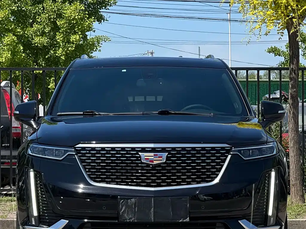 Cadillac XT6 2021 2.0T мест Luxury