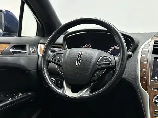 Lincoln MKC — миниатюра 7