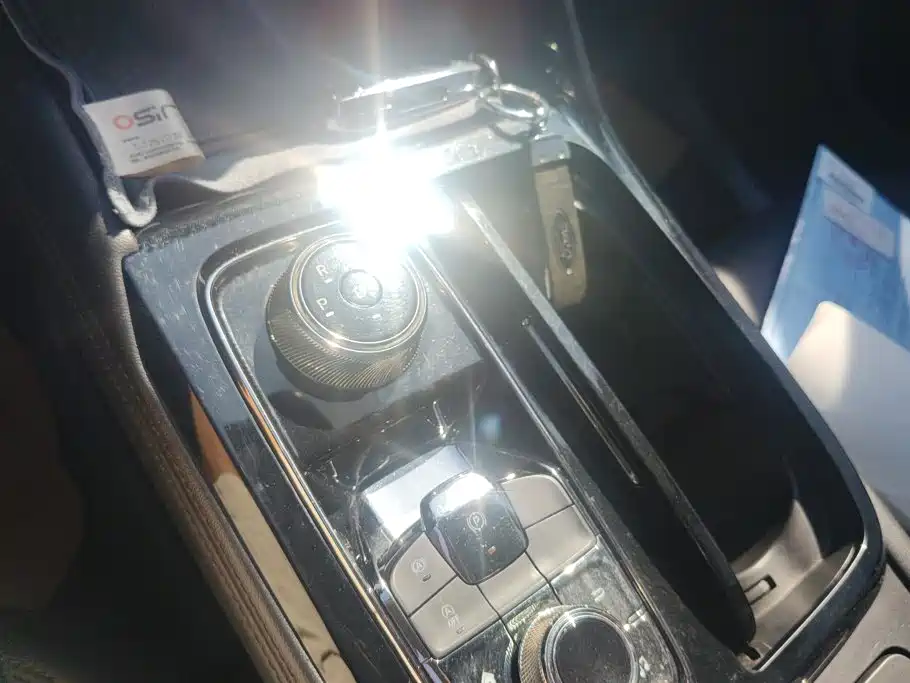 Ford Equator Sport — миниатюра 16