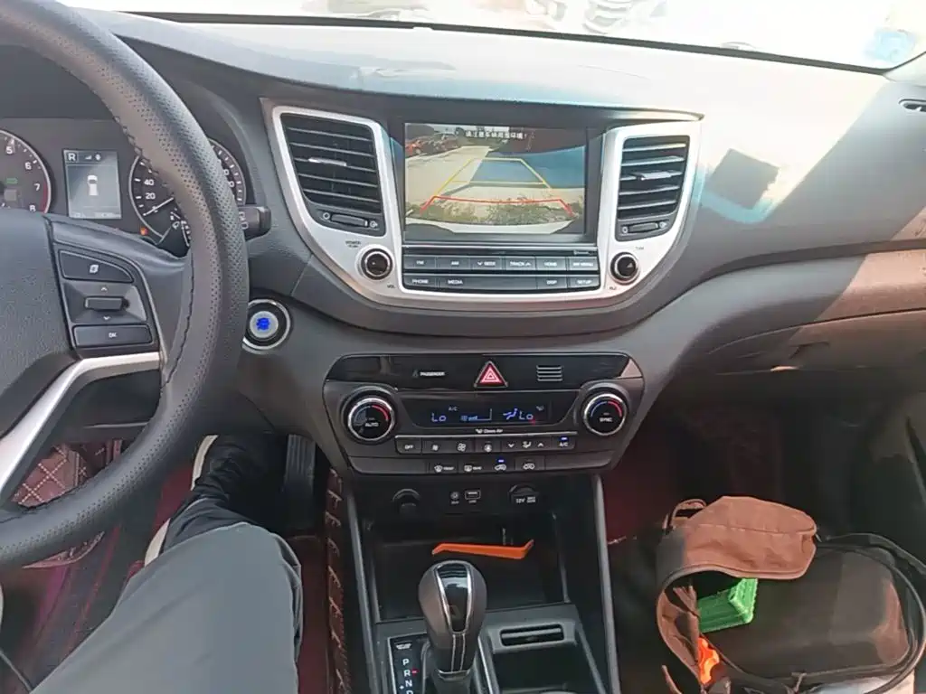Hyundai Tucson — миниатюра 13