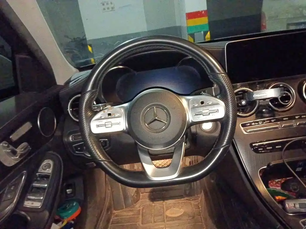 Mercedes-Benz C-Class — миниатюра 11