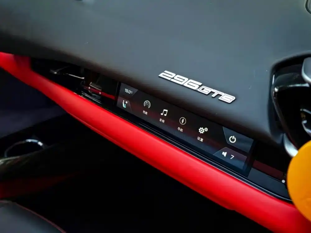 Ferrari 296 — миниатюра 6