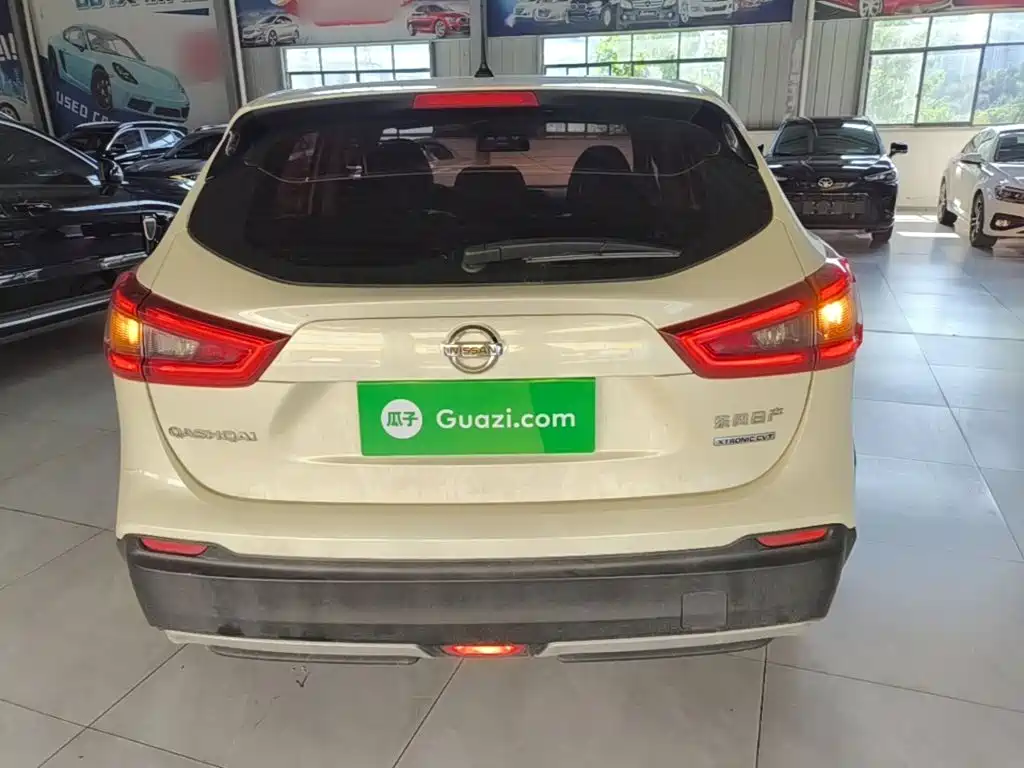 Nissan Qashqai — миниатюра 6