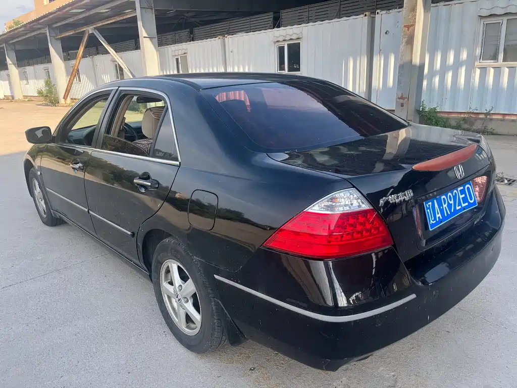 Honda Accord 2007 2.0L AT Standard