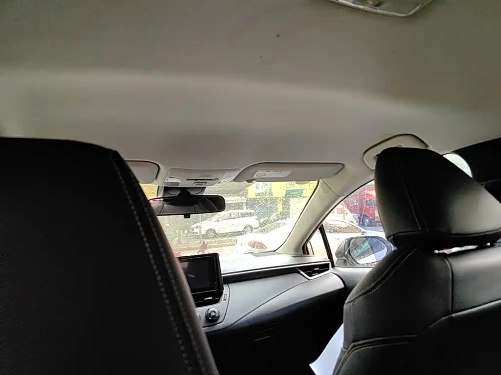Toyota Corolla — миниатюра 18