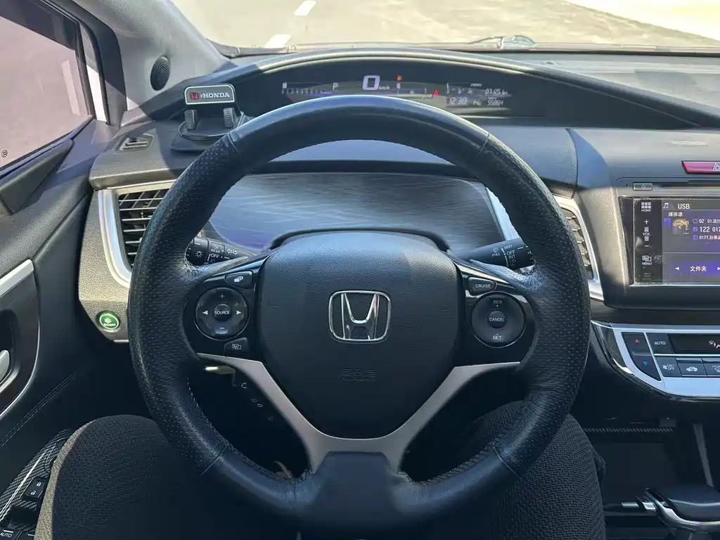 Honda Jade — миниатюра 6