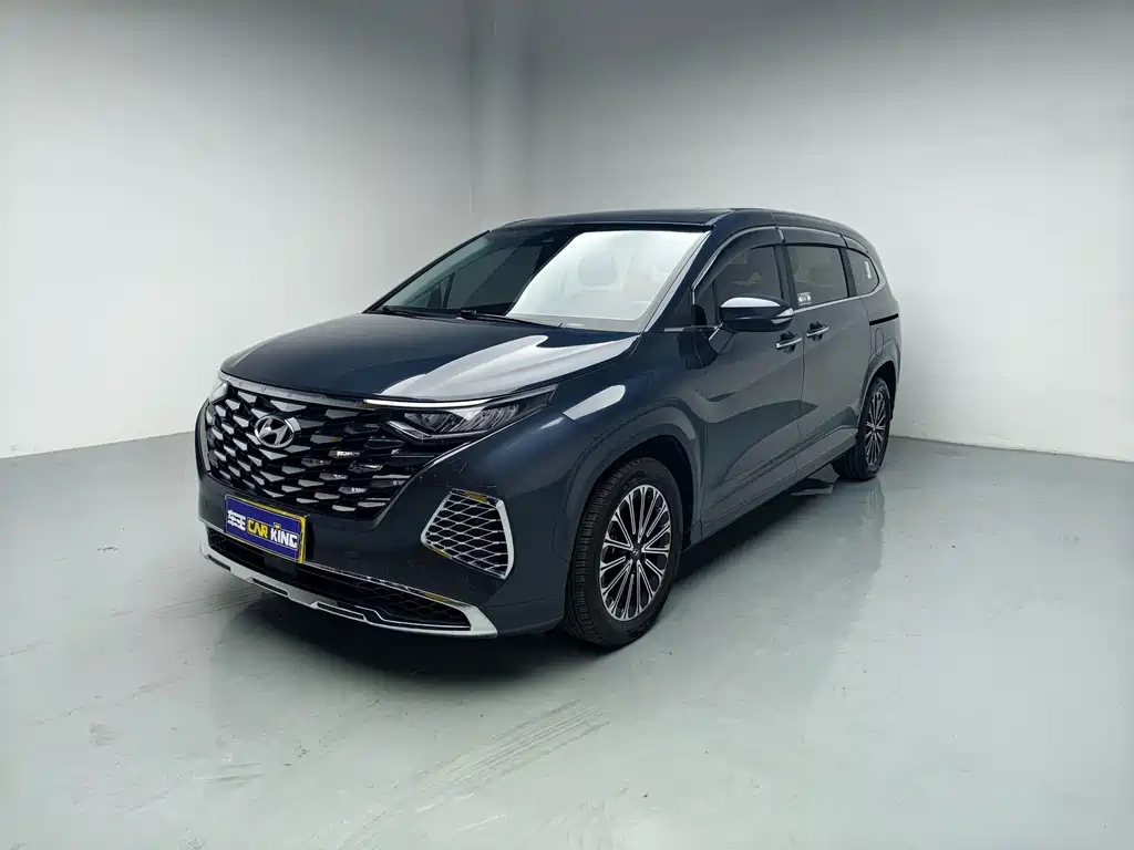 Hyundai Custo