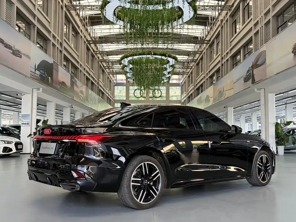 Audi A5L — миниатюра 3