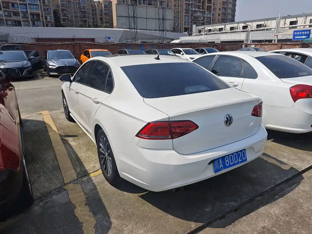 Volkswagen Lamando — миниатюра 14