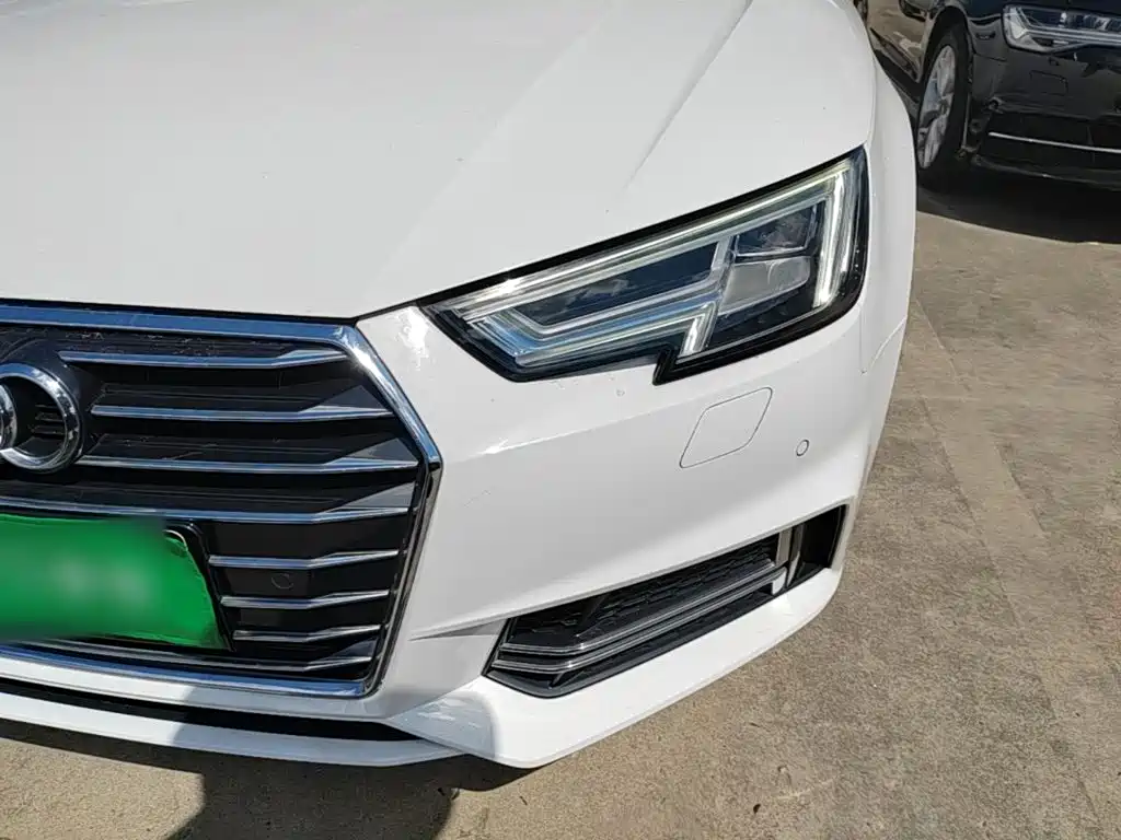Audi A4L — миниатюра 24