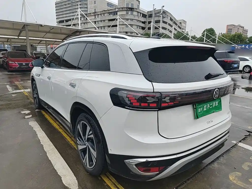 Volkswagen ID.6 Crozz — миниатюра 5
