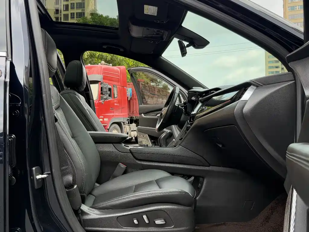 Cadillac XT6 — миниатюра 26