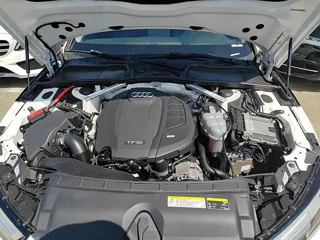 Audi A4L — миниатюра 20