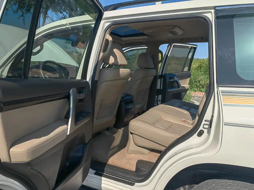Toyota Land Cruiser — миниатюра 22