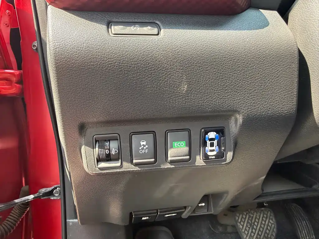 Nissan Bluebird — миниатюра 11