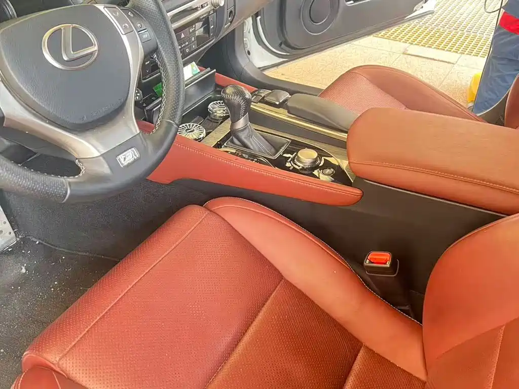 Lexus GS — миниатюра 2