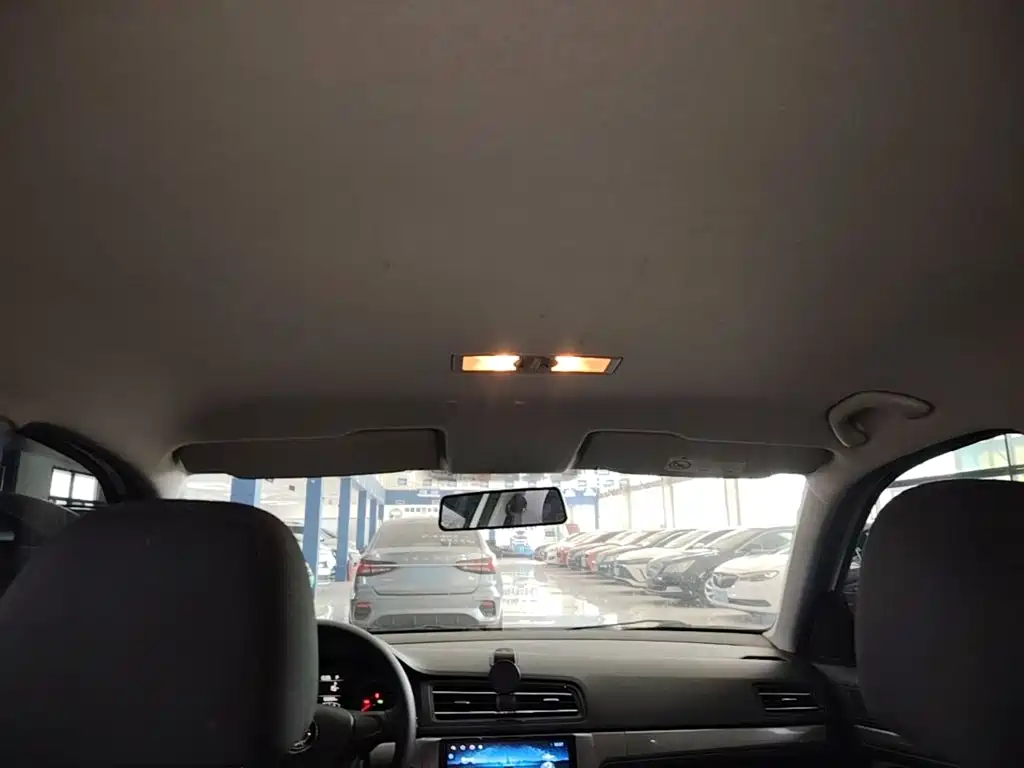 Volkswagen Lavida — миниатюра 18