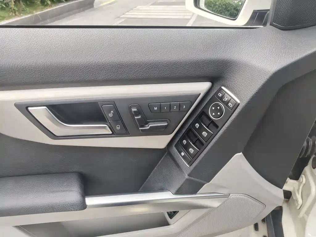 Mercedes-Benz GLK-Class — миниатюра 14