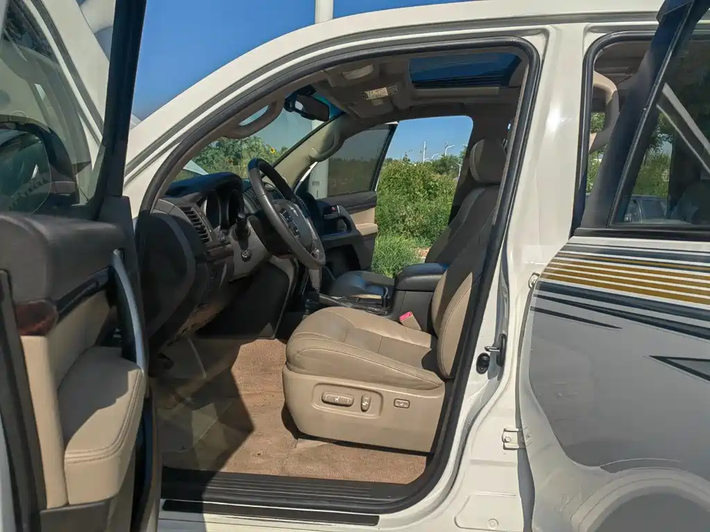 Toyota Land Cruiser — миниатюра 21