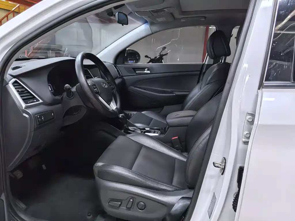 Hyundai Tucson — миниатюра 7