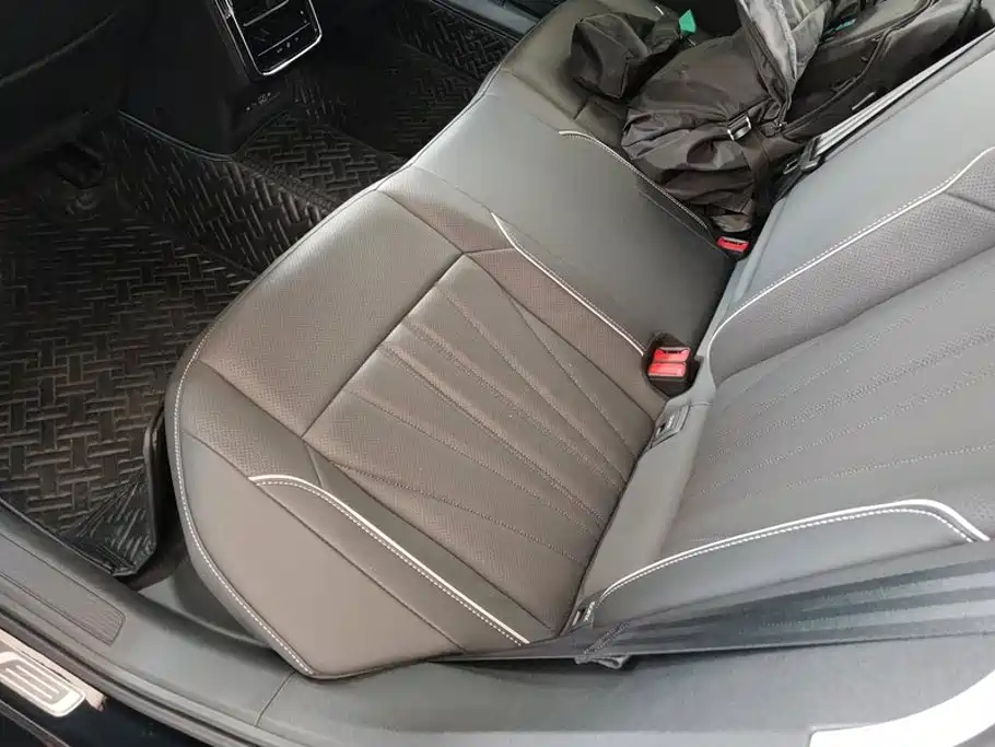Volkswagen Passat — миниатюра 11