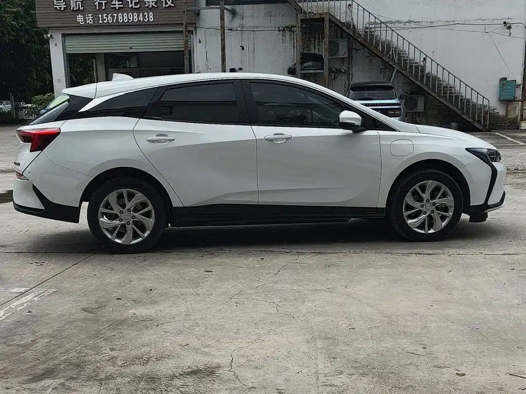 Buick Velite 6 — миниатюра 3