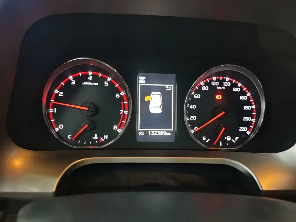 Toyota RAV4 — миниатюра 12