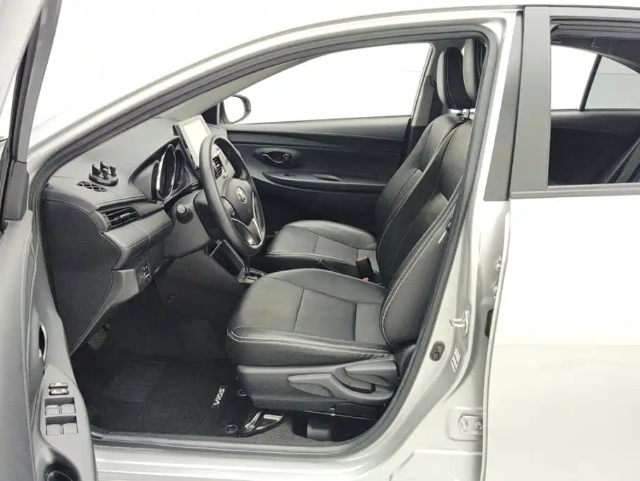 Toyota Vios — миниатюра 9