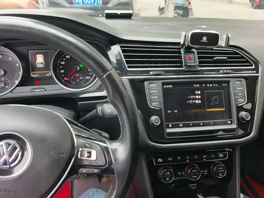 Volkswagen Tiguan L — миниатюра 13