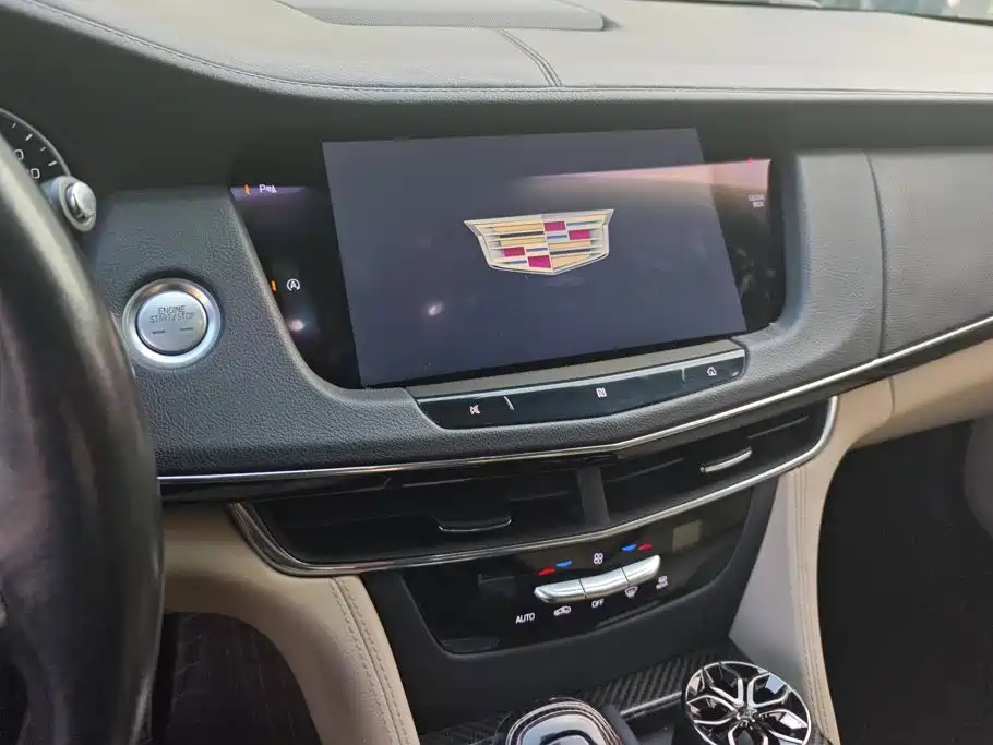 Cadillac CT6 — миниатюра 13